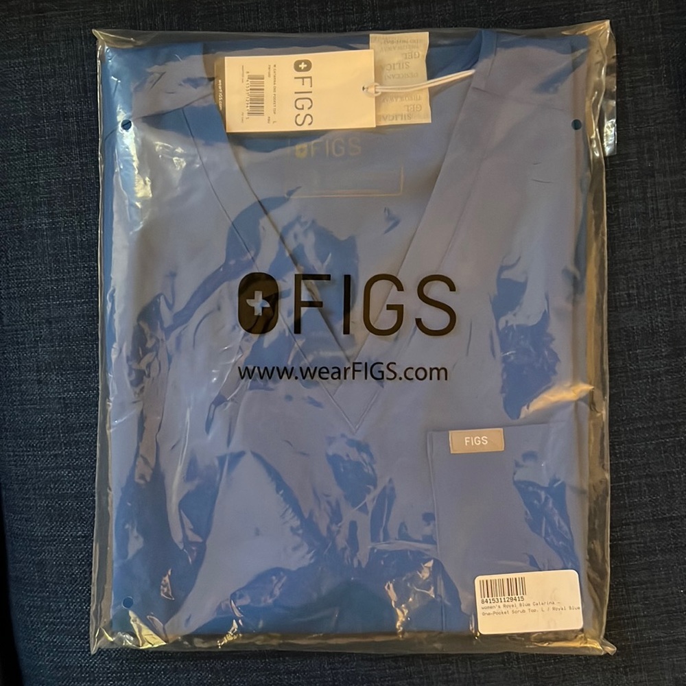 Figs Bundle size L NWT